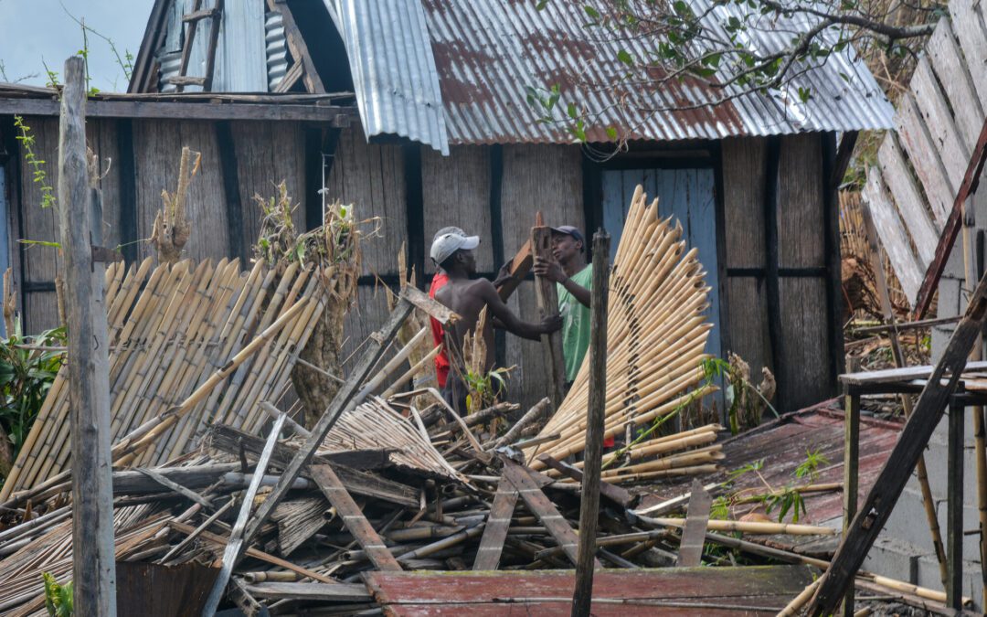 In Bildern: Hilfe für notleidende Familien nach Verwüstungen durch den Zyklon Batsirai