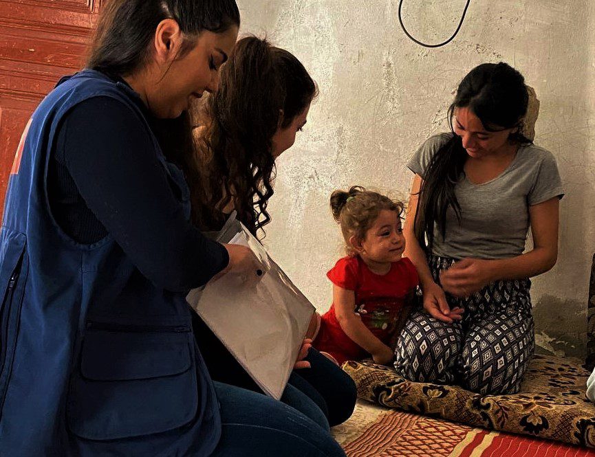 Tala and Hala are in Mrs Salma’s house, a pregnant community member of Tal Salhab’s. They are sitting with her and her three-year-old daughter.